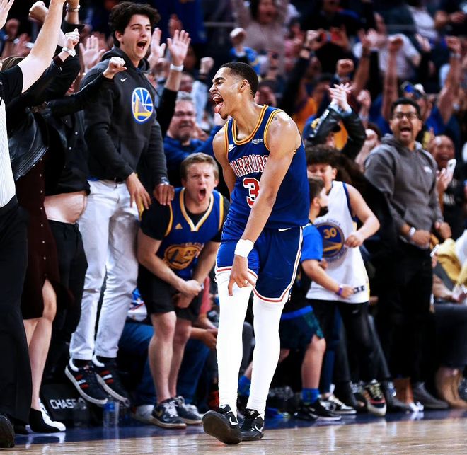 易游娱乐 -包含德甲赛程吃紧，犹他爵士今晚临场应变，态度坚定，更衣室氛围转暖的词条