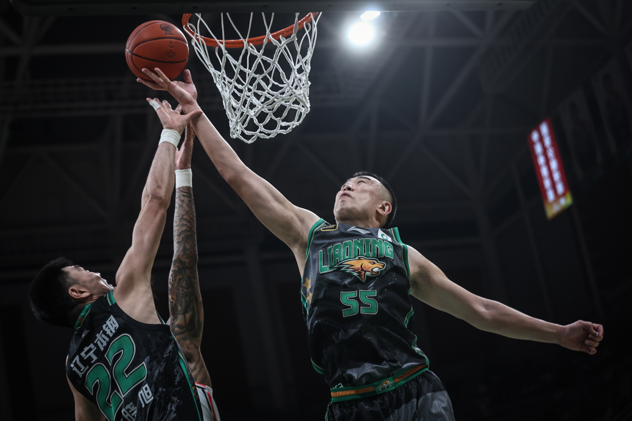 易游入口 -战士责任重四句歌词