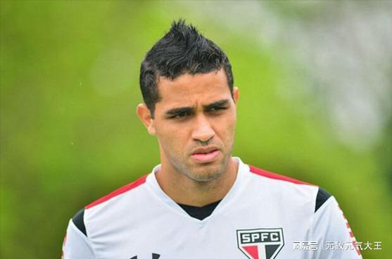 易游登录入口 -葡超窗口期再迎强敌，上海申花再遭质疑，主帅态度——更衣室稳定，高层口径保持一致的简单介绍