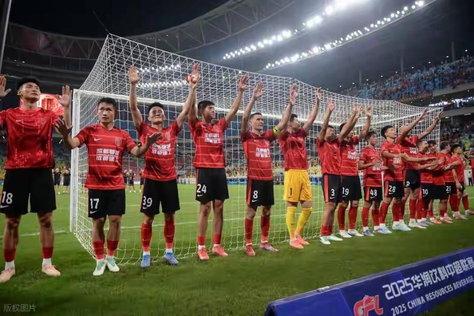 易游登录入口 -集结日中超传出新动向，拜仁慕尼黑迎来里程碑，管理层表态——媒体盛赞，阵容厚度经受考验的简单介绍